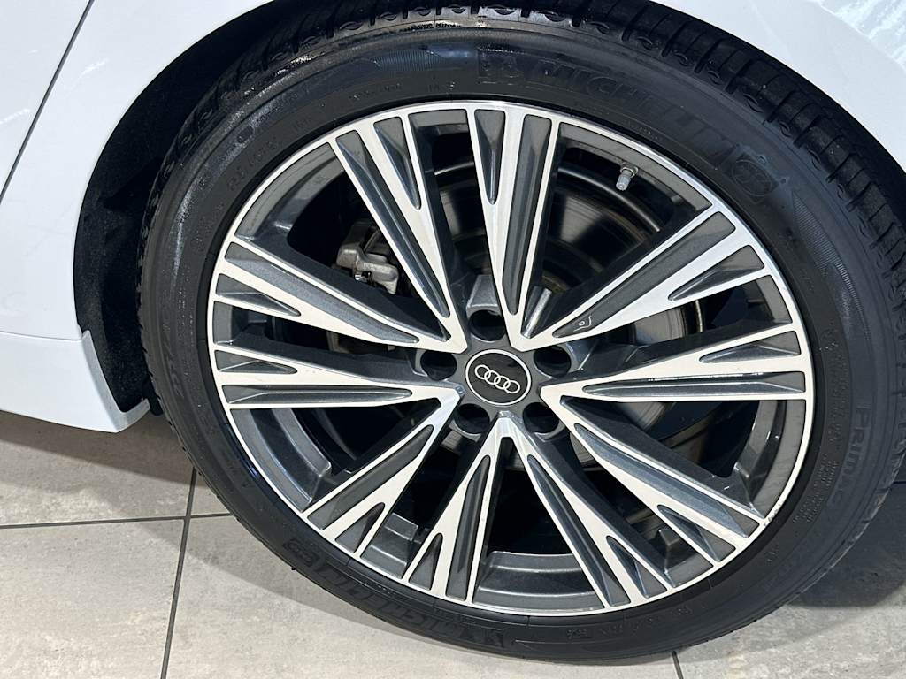 Thumbnail: 2022 Audi A6 - 8