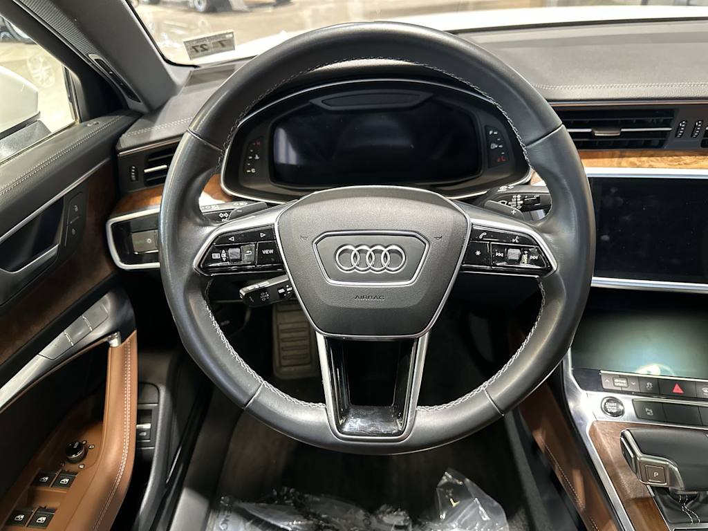 Thumbnail: 2022 Audi A6 - 10