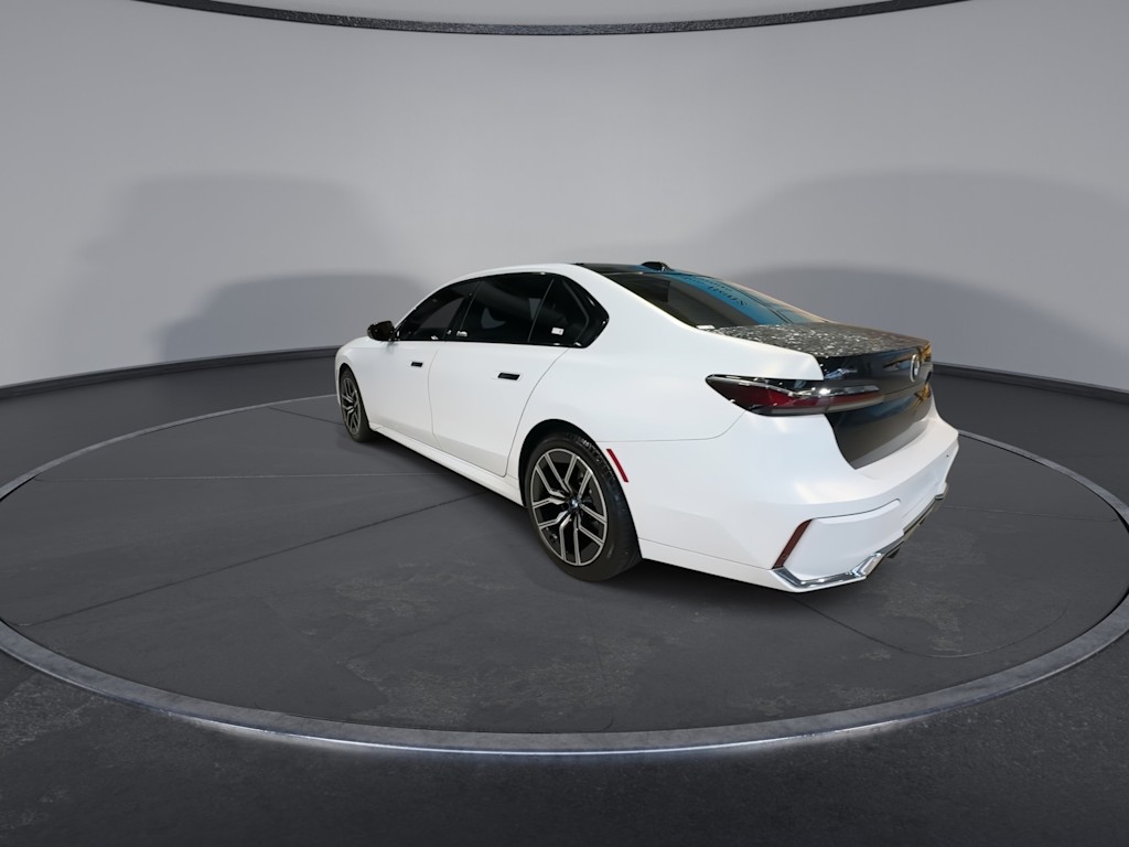 Thumbnail: 2024 BMW 7 Series - 21