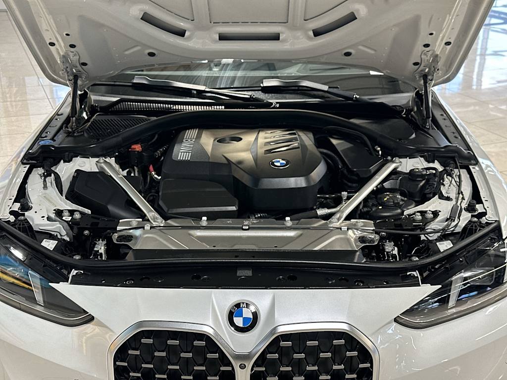 Thumbnail: 2025 BMW 4 Series - 9