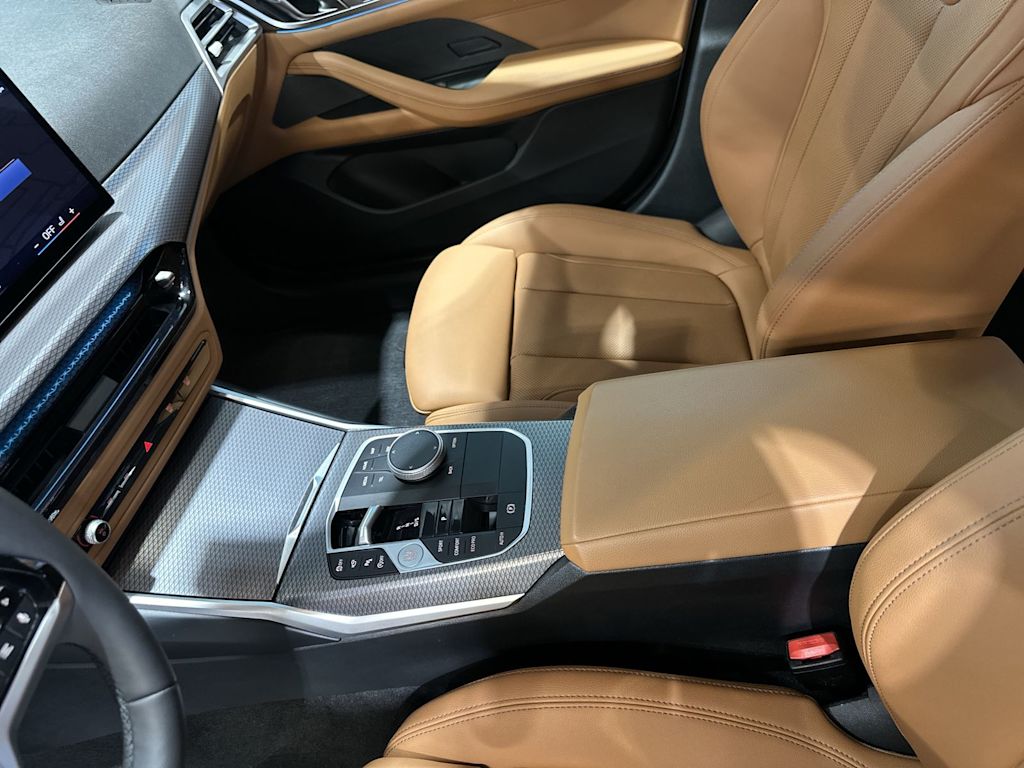 Thumbnail: 2025 BMW 4 Series - 14