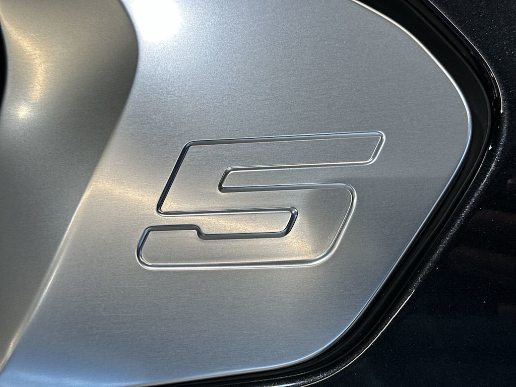Thumbnail: 2024 BMW 5 Series - 29