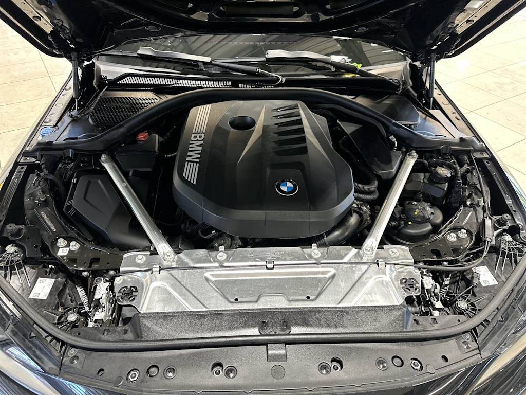 Thumbnail: 2025 BMW 4 Series - 9