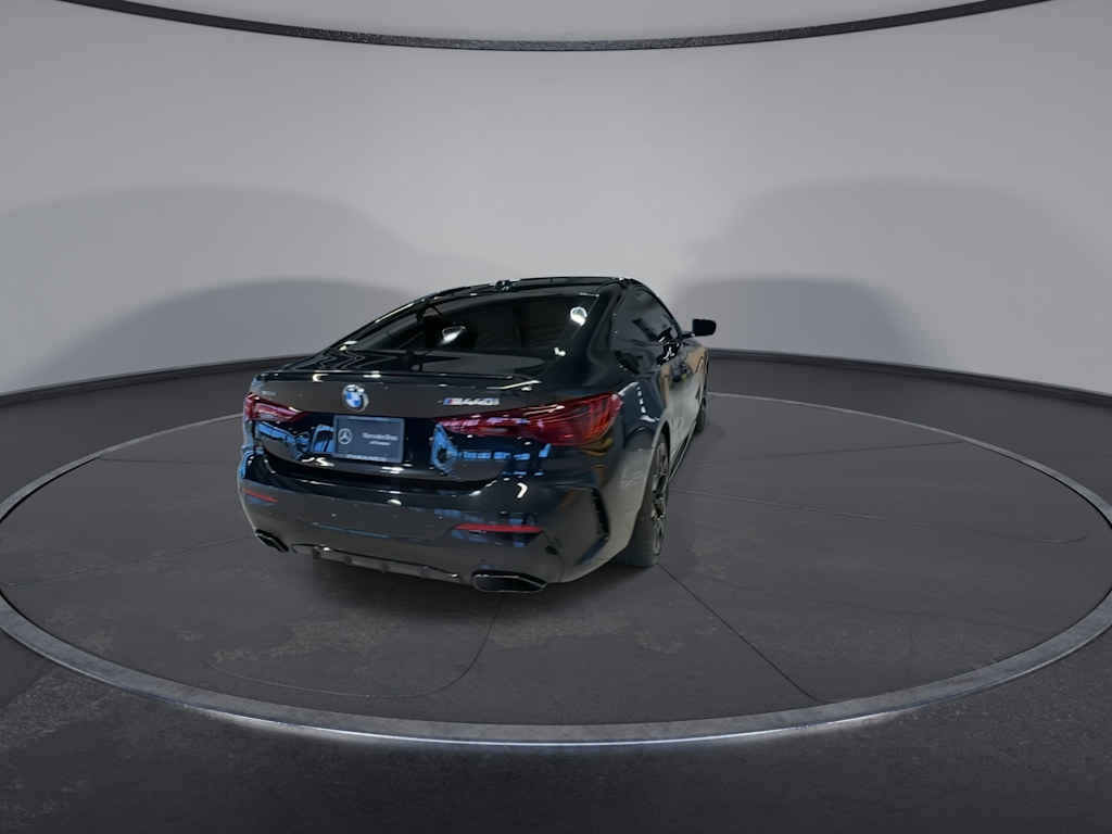 Thumbnail: 2025 BMW 4 Series - 24