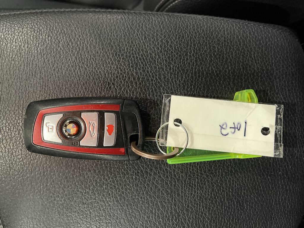 Thumbnail: 2016 BMW 3 Series - 18