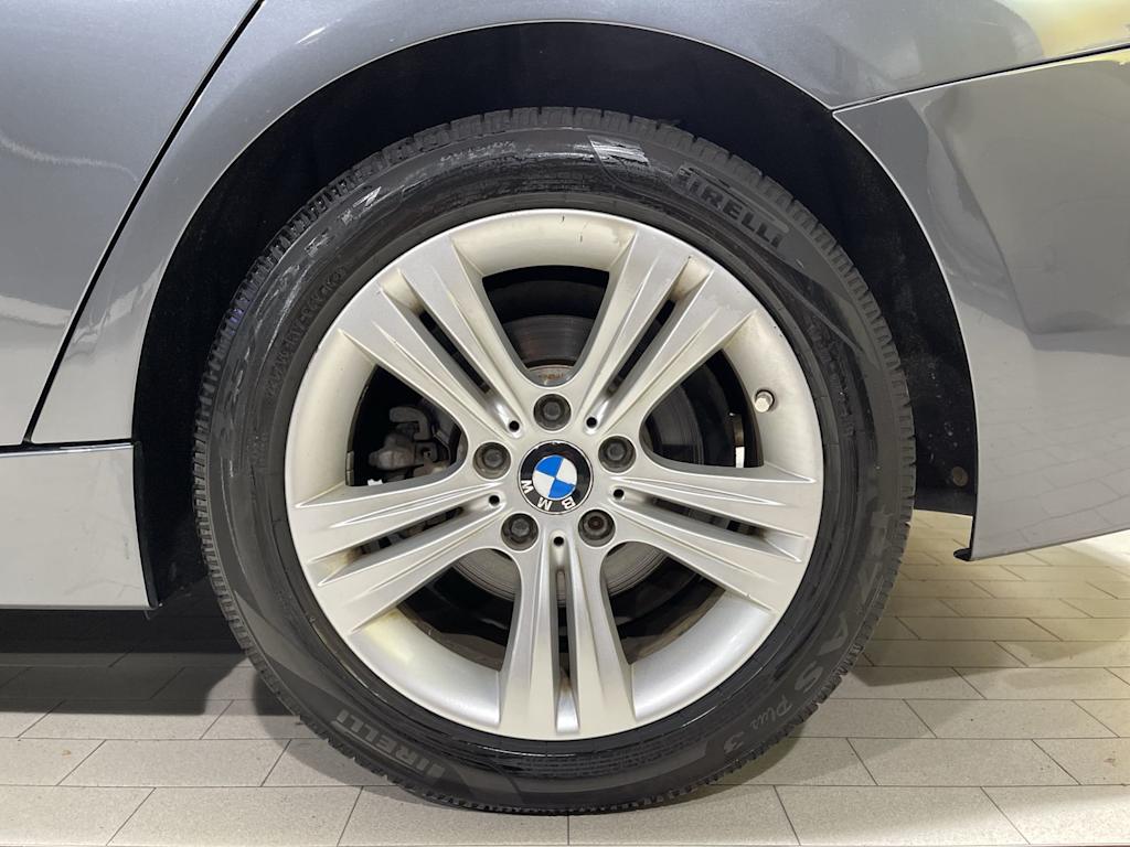 Thumbnail: 2016 BMW 3 Series - 8