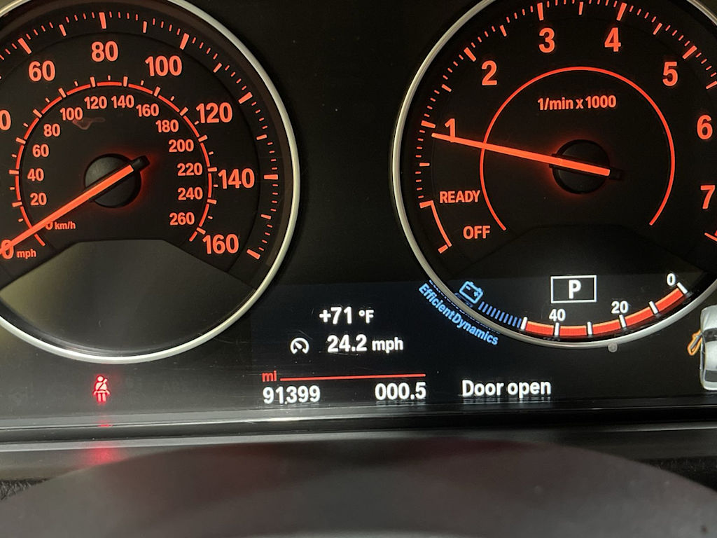 Thumbnail: 2016 BMW 3 Series - 16