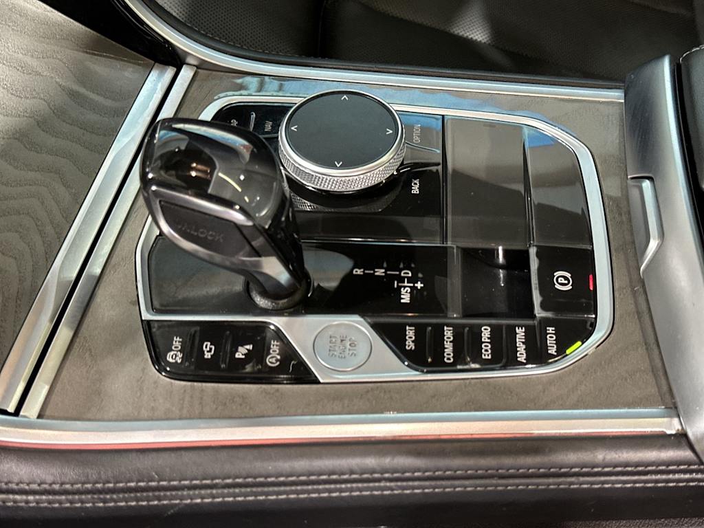 Thumbnail: 2020 BMW 8 Series - 17
