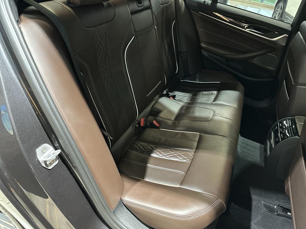Thumbnail: 2018 BMW 5 Series - 31