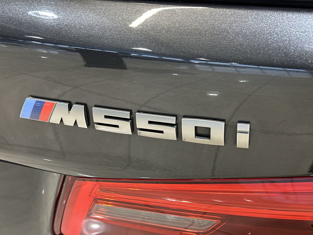 Thumbnail: 2018 BMW 5 Series - 30