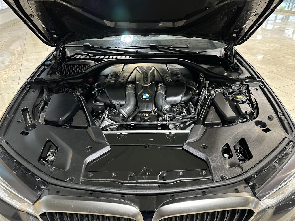 Thumbnail: 2018 BMW 5 Series - 9