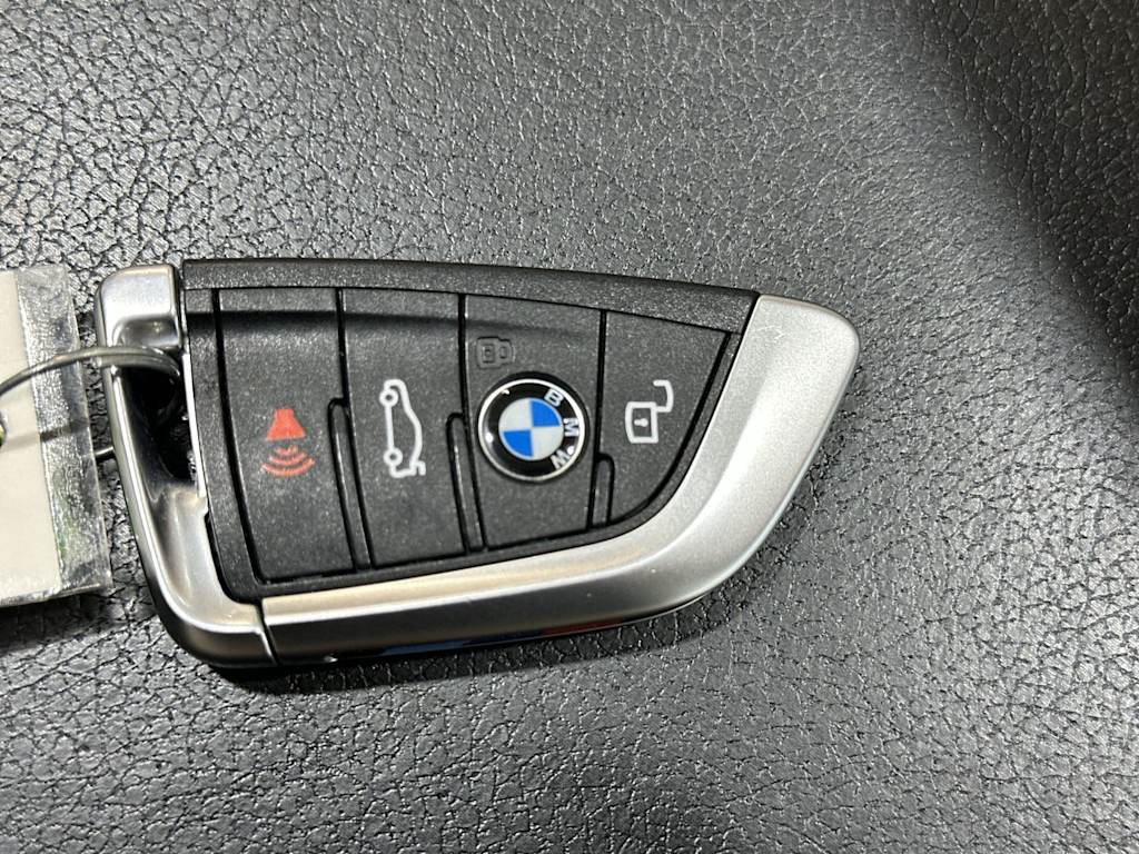 Thumbnail: 2024 BMW M3 - 32