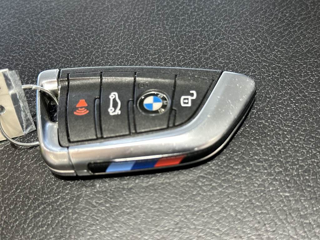 Thumbnail: 2024 BMW M3 - 17