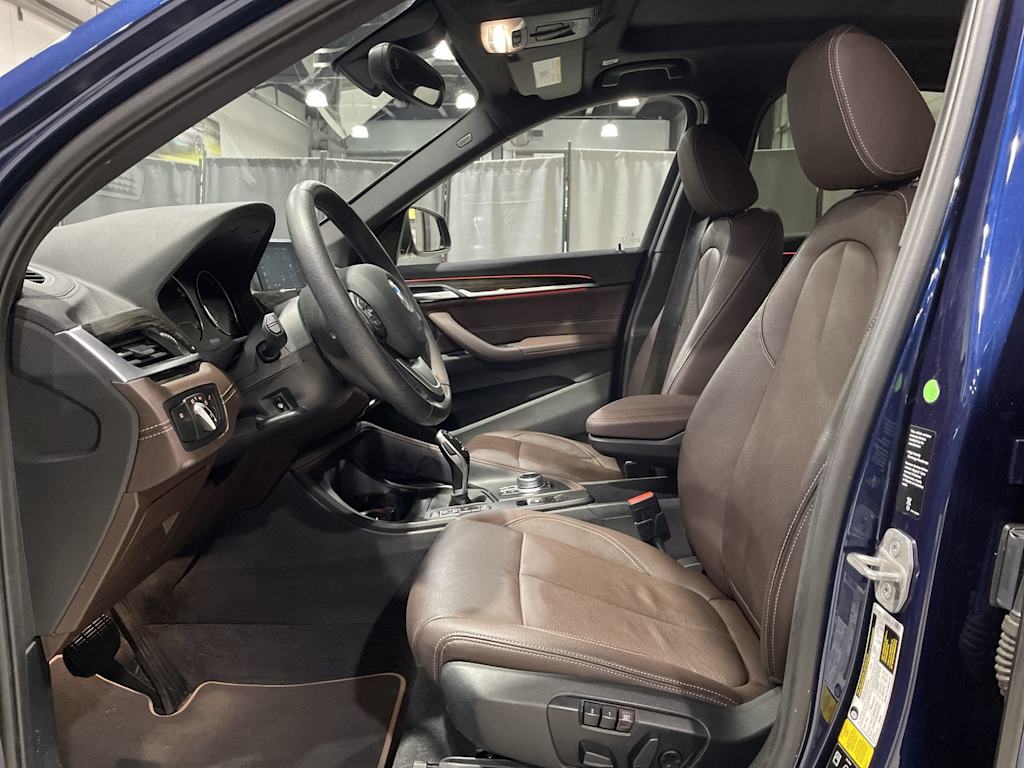 Thumbnail: 2020 BMW X1 - 10