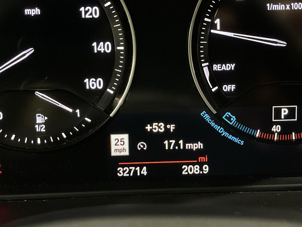 Thumbnail: 2020 BMW X1 - 15