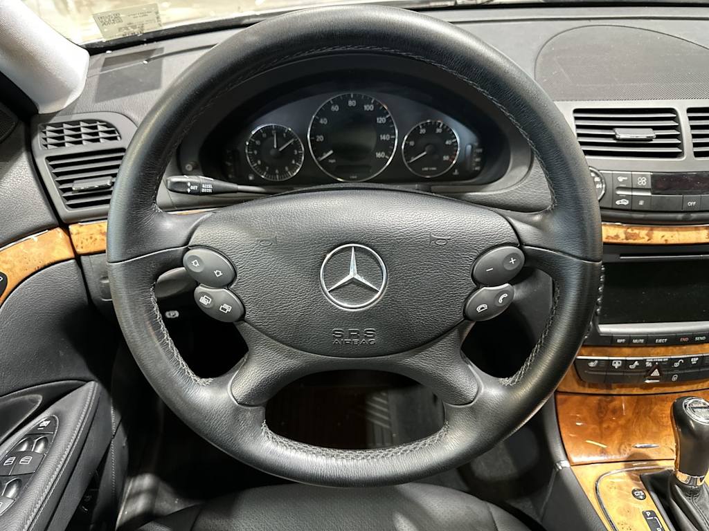 Thumbnail: 2008 Mercedes-Benz E-Class - 10