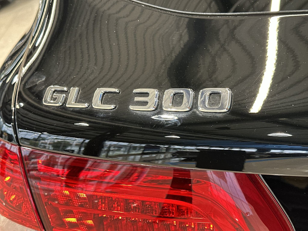 Thumbnail: 2019 Mercedes-Benz GLC - 7