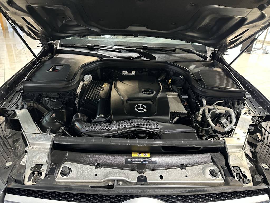 Thumbnail: 2018 Mercedes-Benz GLC - 9