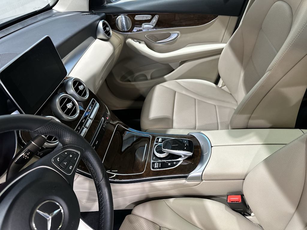 Thumbnail: 2018 Mercedes-Benz GLC - 15