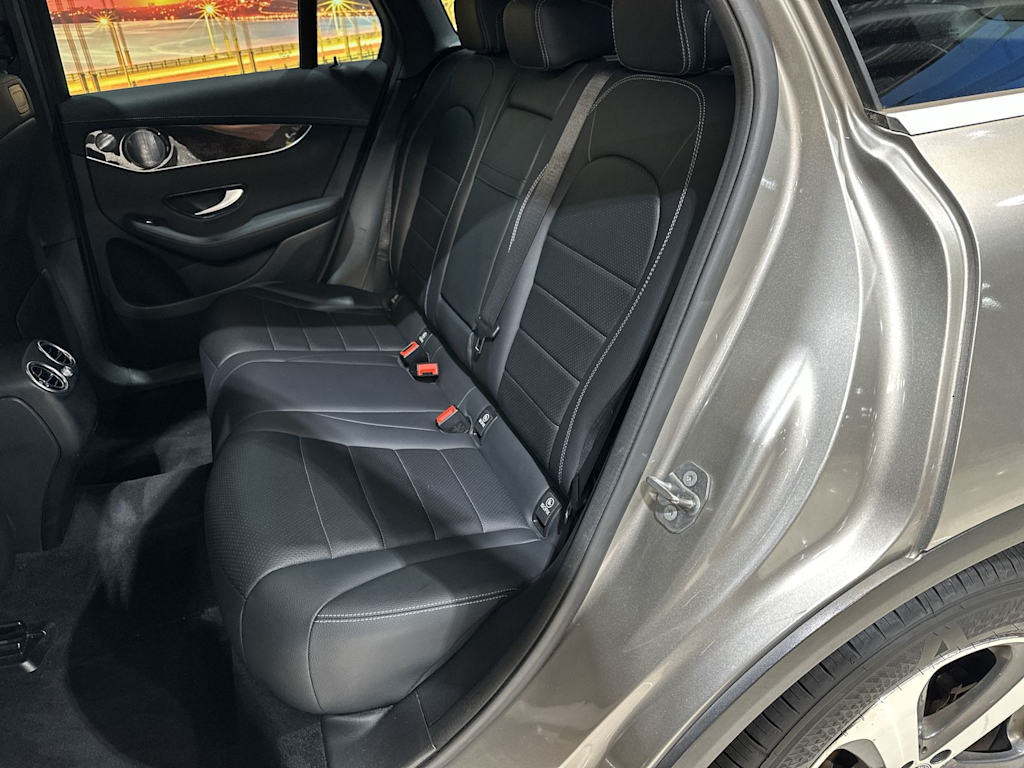 Thumbnail: 2019 Mercedes-Benz GLC - 31
