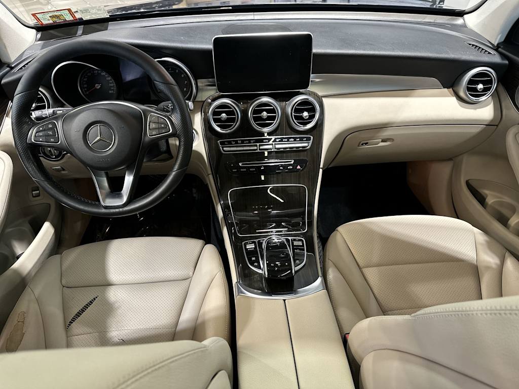 Thumbnail: 2018 Mercedes-Benz GLC - 2