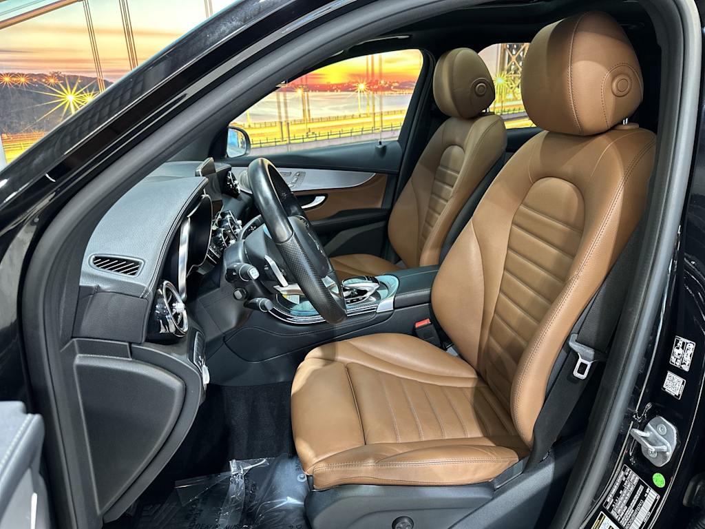 Thumbnail: 2019 Mercedes-Benz GLC - 12