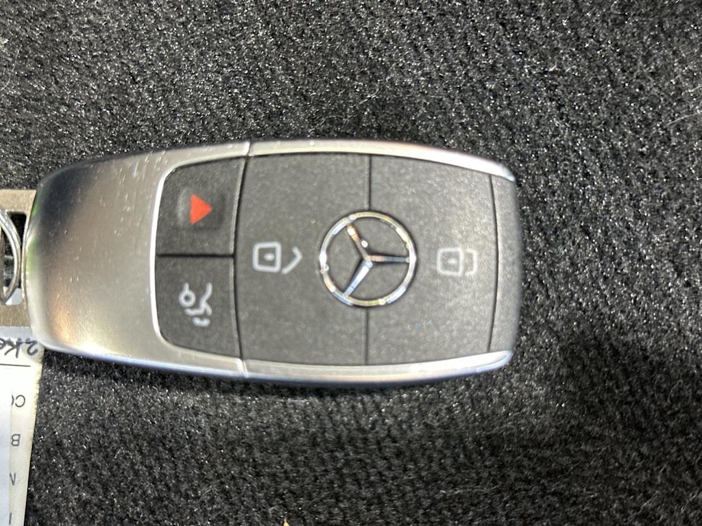 Thumbnail: 2020 Mercedes-Benz GLC - 16