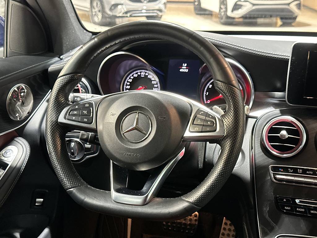 Thumbnail: 2017 Mercedes-Benz GLC - 10