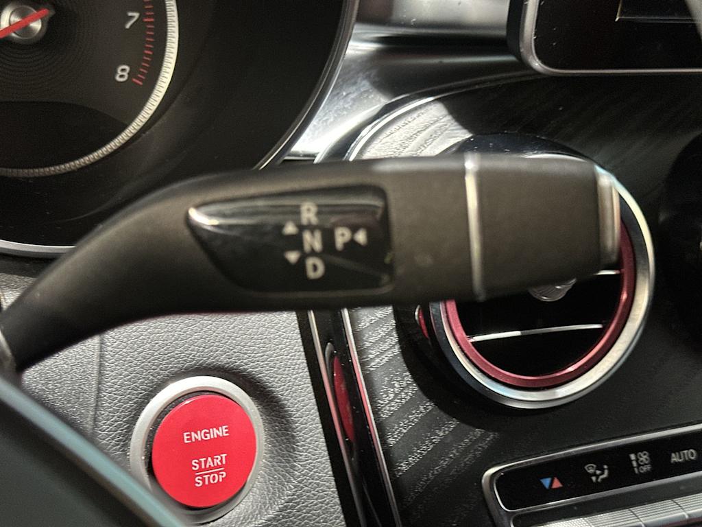 Thumbnail: 2017 Mercedes-Benz GLC - 33