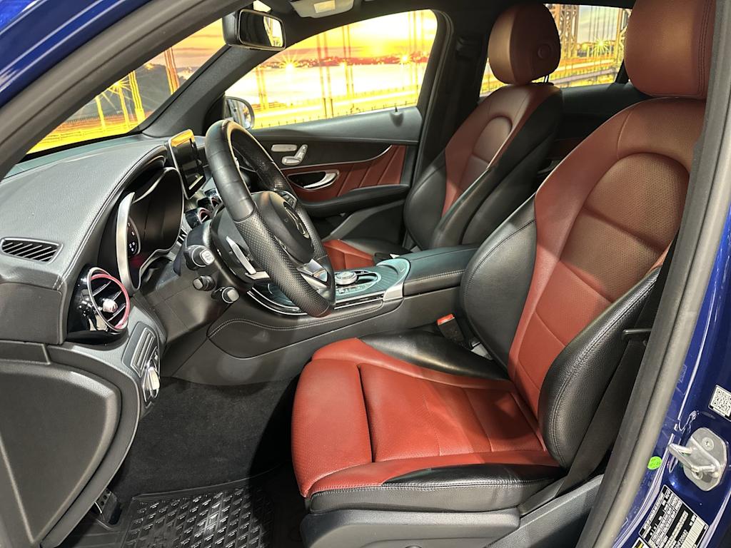 Thumbnail: 2017 Mercedes-Benz GLC - 11