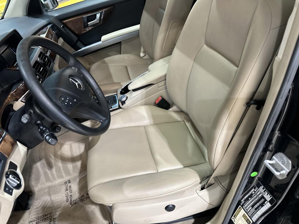 Thumbnail: 2011 Mercedes-Benz GLK - 10