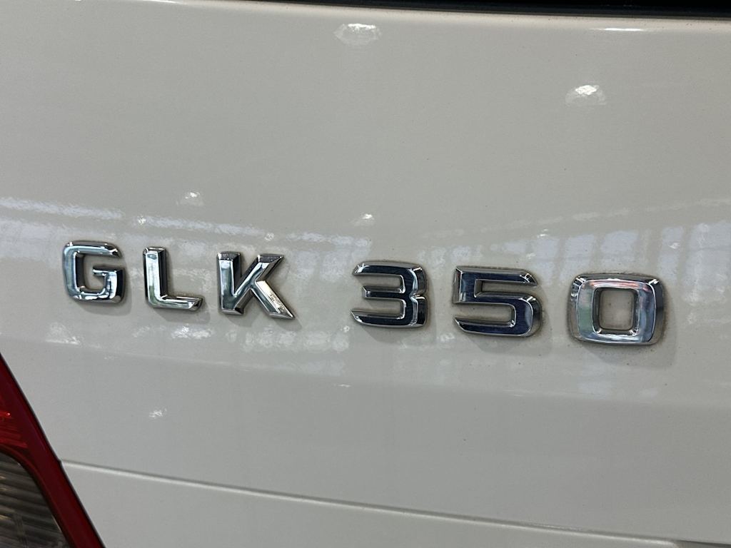 Thumbnail: 2010 Mercedes-Benz GLK - 7
