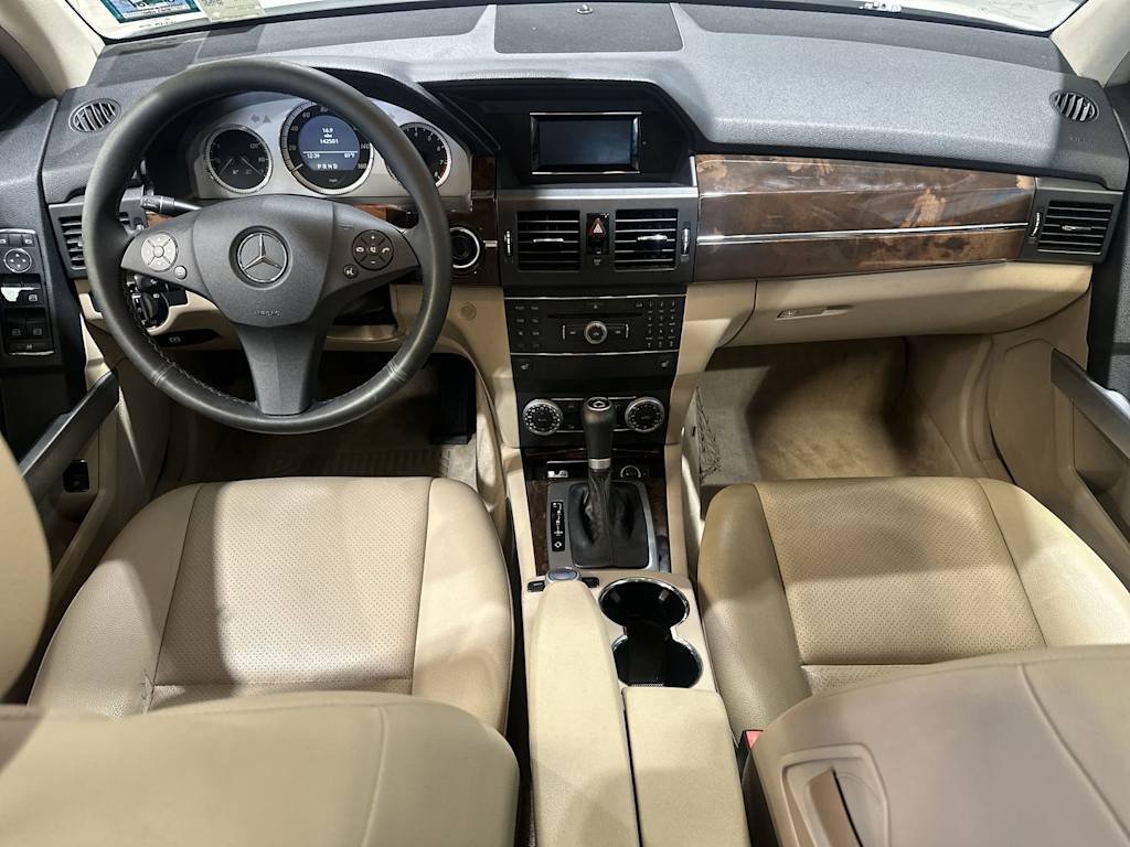 Thumbnail: 2010 Mercedes-Benz GLK - 2