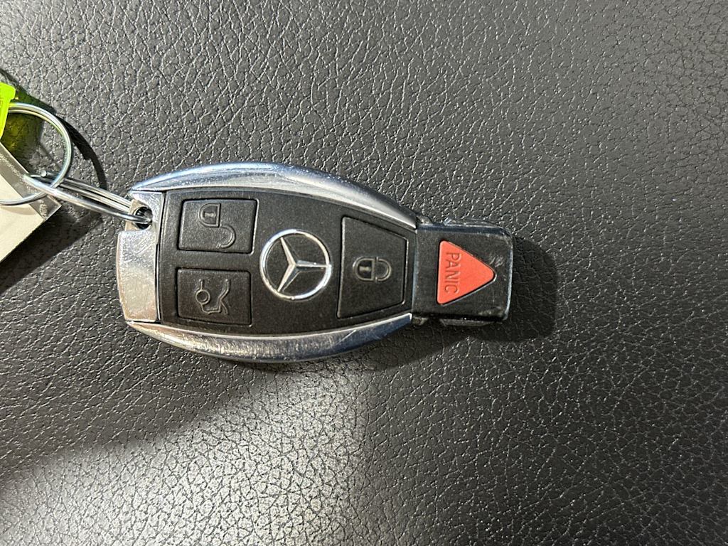 Thumbnail: 2014 Mercedes-Benz GLK - 16