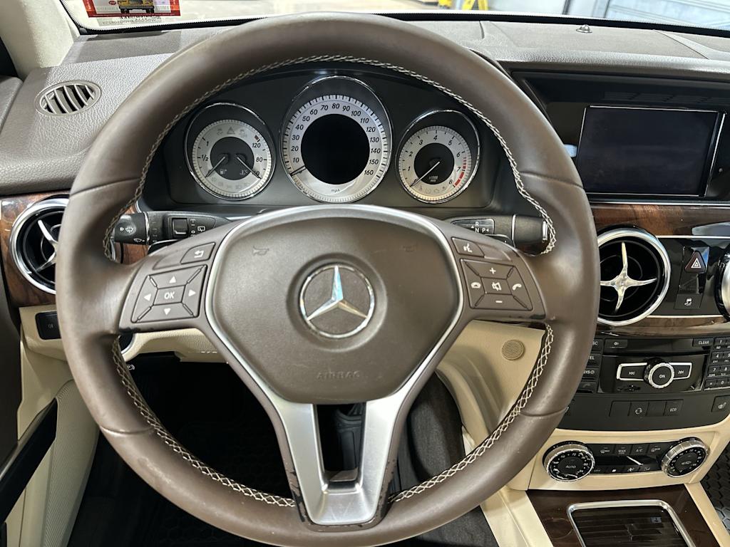 Thumbnail: 2013 Mercedes-Benz GLK - 14