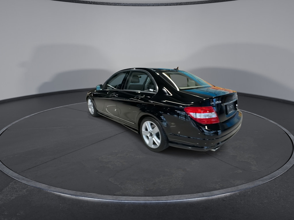 Thumbnail: 2010 Mercedes-Benz C-Class - 23