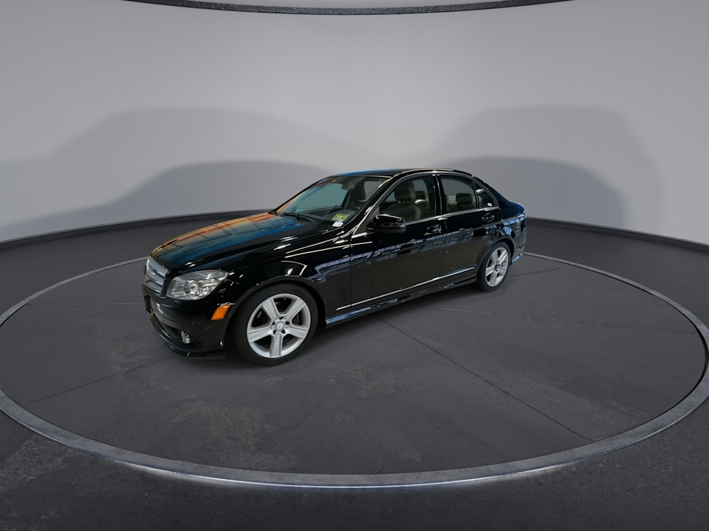 Thumbnail: 2010 Mercedes-Benz C-Class - 21