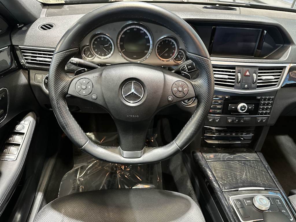 Thumbnail: 2010 Mercedes-Benz E-Class - 10