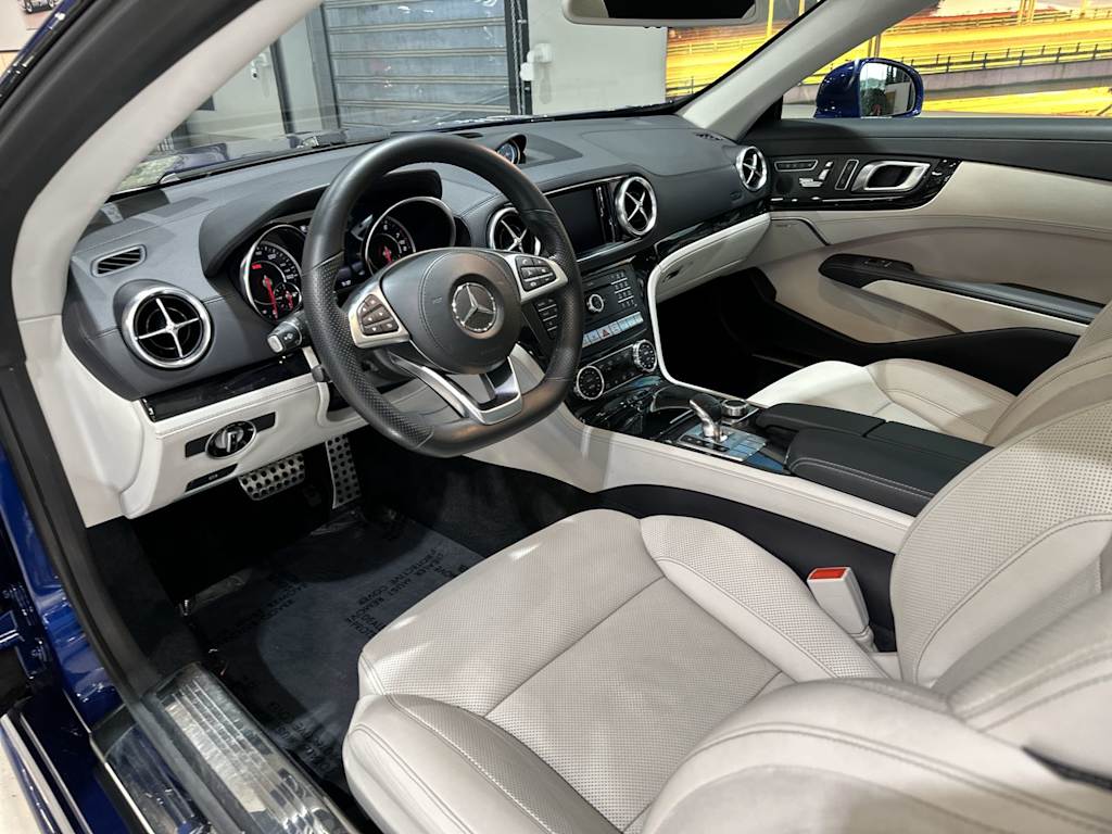 Thumbnail: 2019 Mercedes-Benz SL-Class - 2