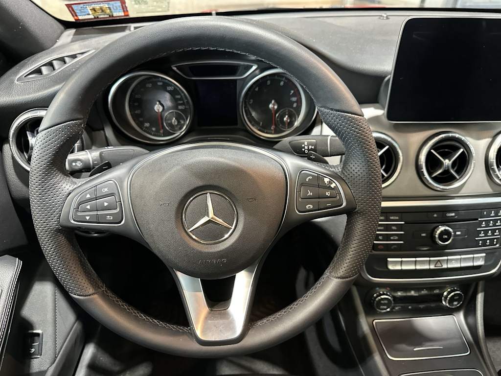 Thumbnail: 2019 Mercedes-Benz CLA - 14