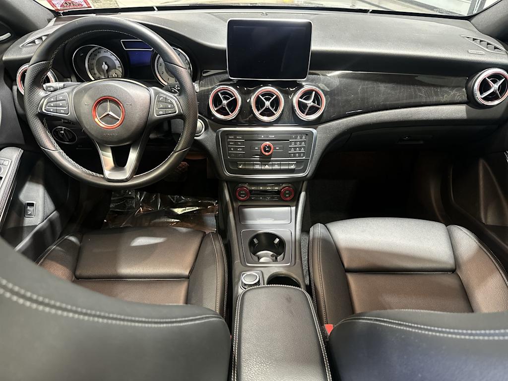 Thumbnail: 2016 Mercedes-Benz CLA - 9