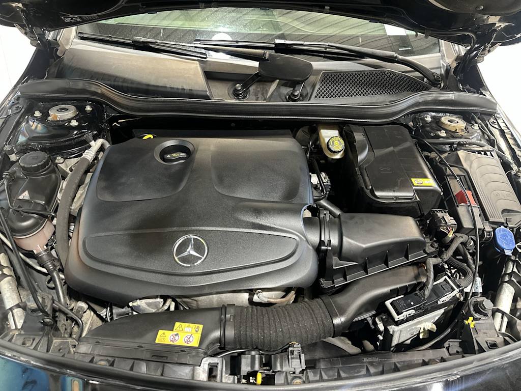 Thumbnail: 2016 Mercedes-Benz CLA - 8