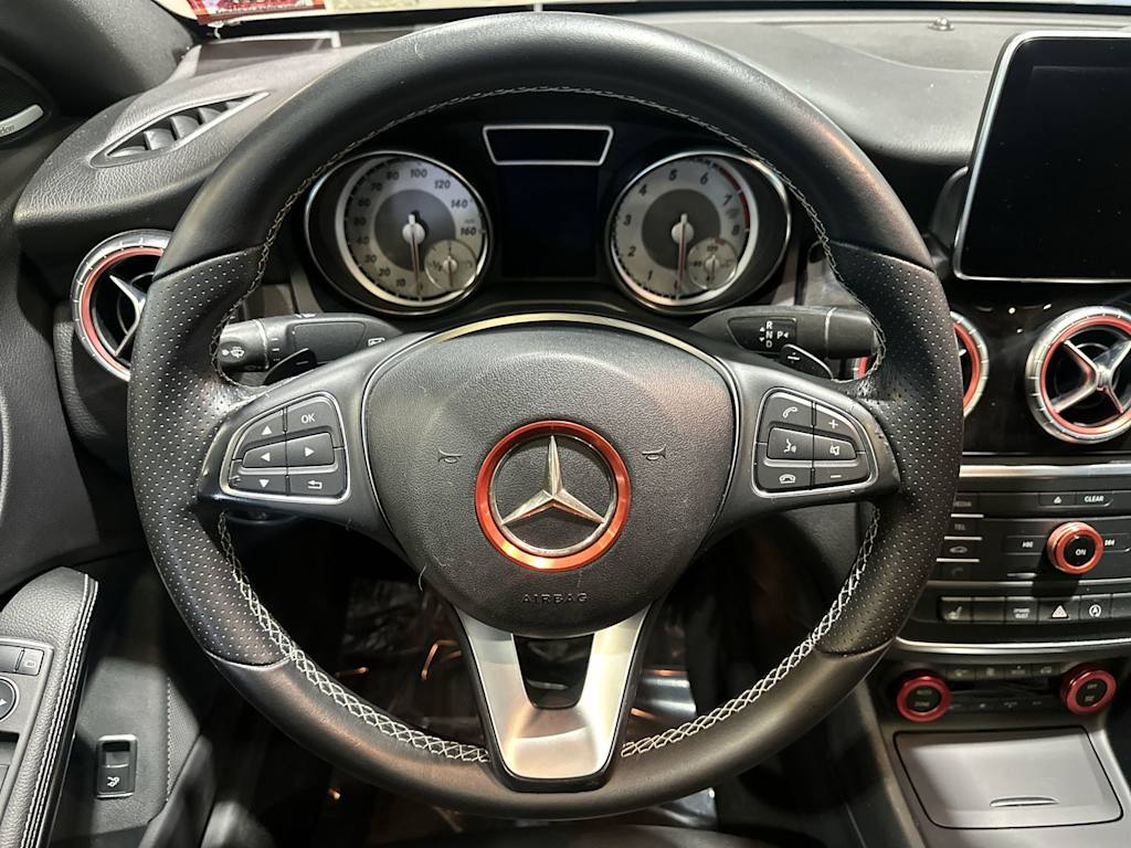 Thumbnail: 2016 Mercedes-Benz CLA - 13
