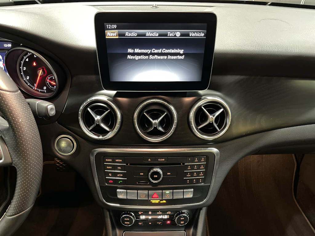 Thumbnail: 2017 Mercedes-Benz CLA - 14