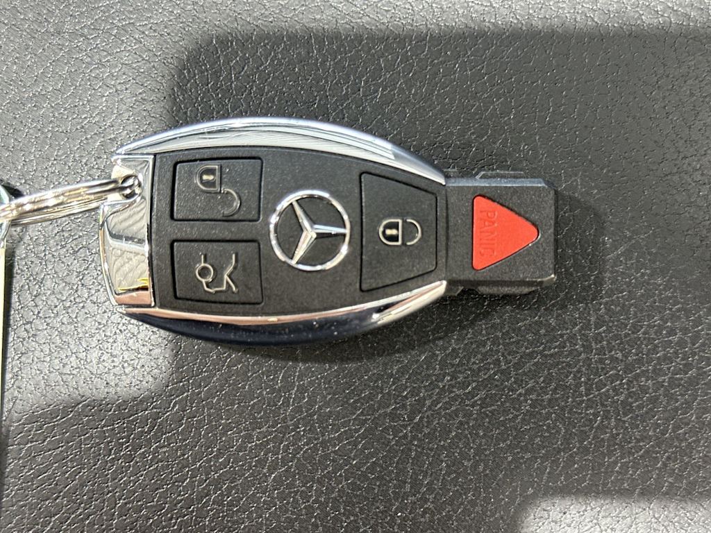Thumbnail: 2015 Mercedes-Benz S-Class - 15