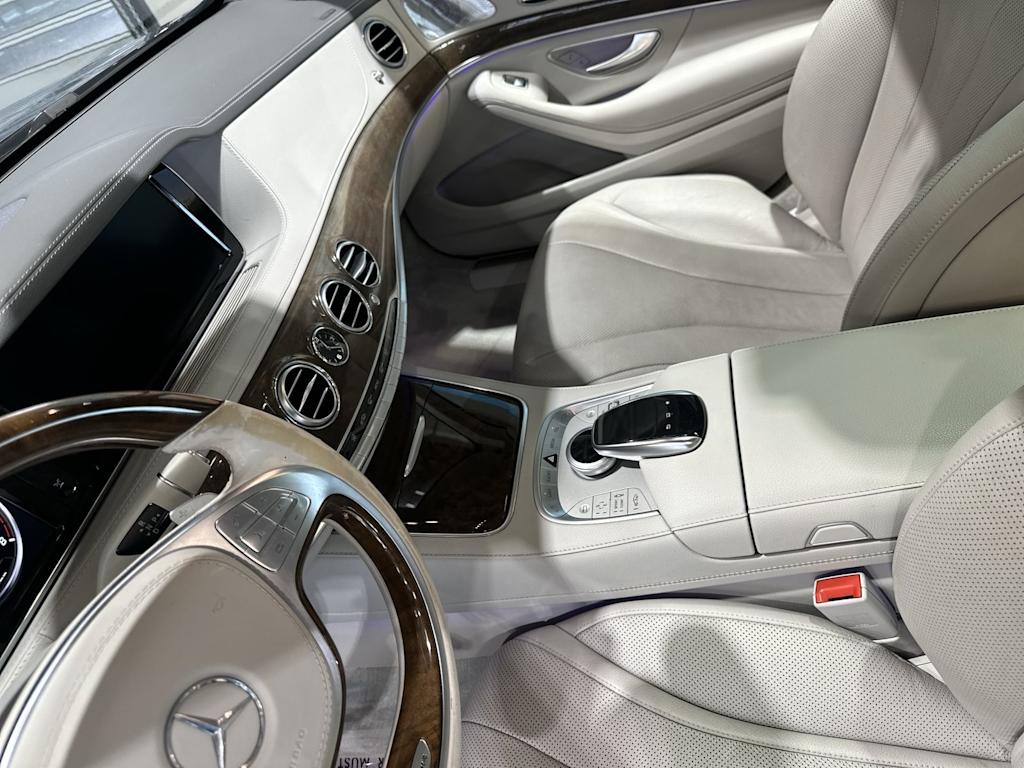 Thumbnail: 2015 Mercedes-Benz S-Class - 12