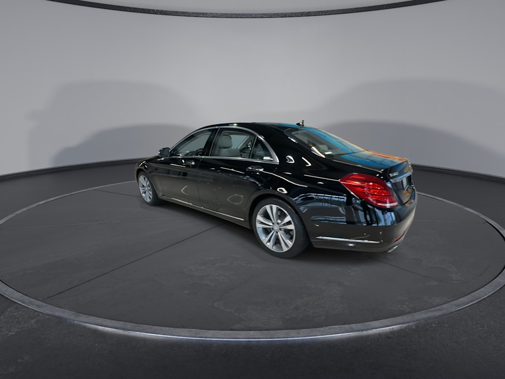 Thumbnail: 2015 Mercedes-Benz S-Class - 20