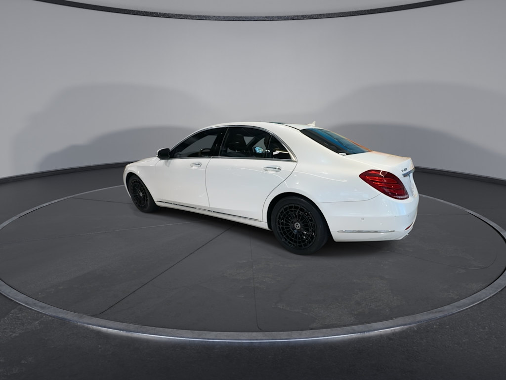 Thumbnail: 2017 Mercedes-Benz S-Class - 21