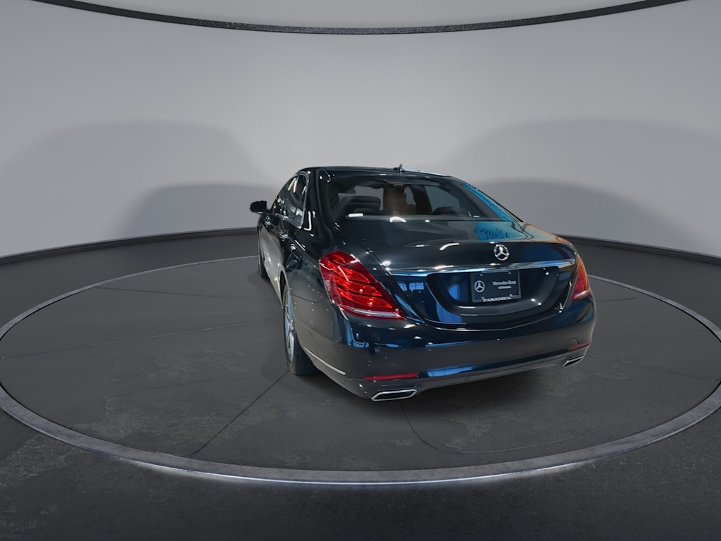 Thumbnail: 2016 Mercedes-Benz S-Class - 23