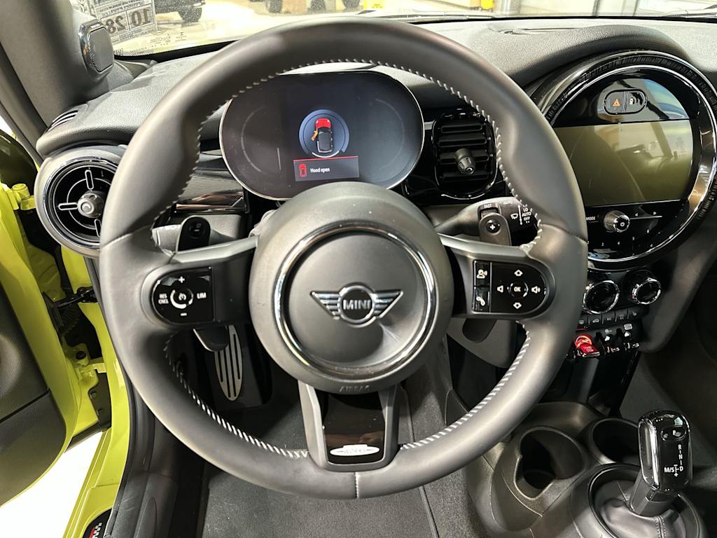 Thumbnail: 2023 MINI Cooper - 12